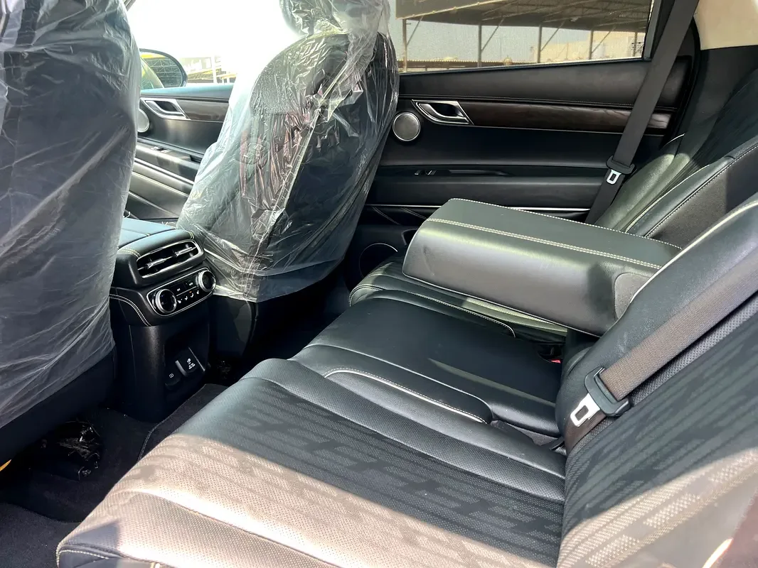 Genesis GV80 2.5 AT 4WD (304 hp) - 8