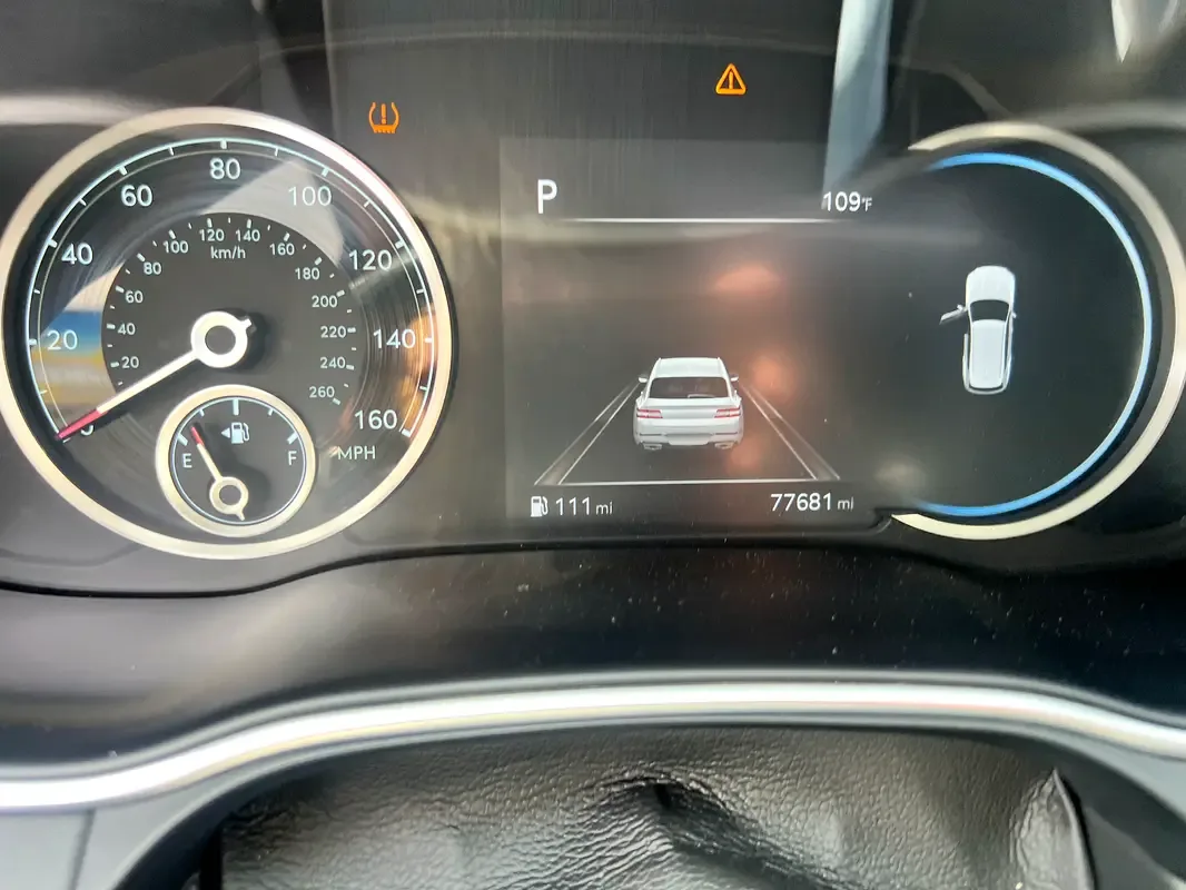 Genesis GV80 2.5 AT 4WD (304 hp) - 14