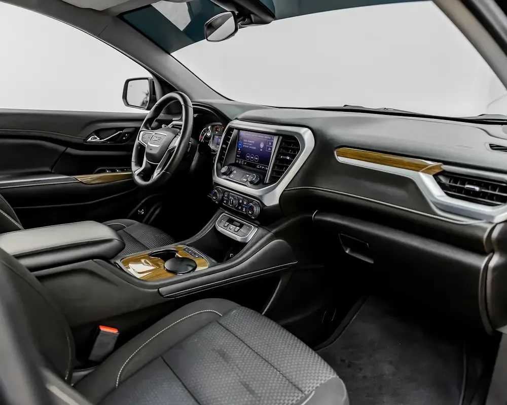 GMC Acadia 2.0 AT (228 حصان) - 8