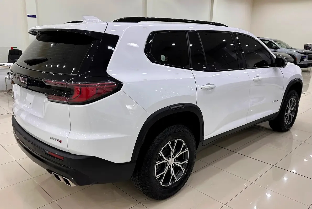 GMC Acadia 2.5 AT AWD (328 حصان) - 4