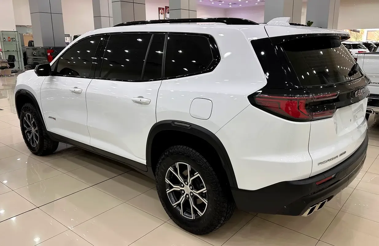 GMC Acadia 2.5 AT AWD (328 حصان) - 9
