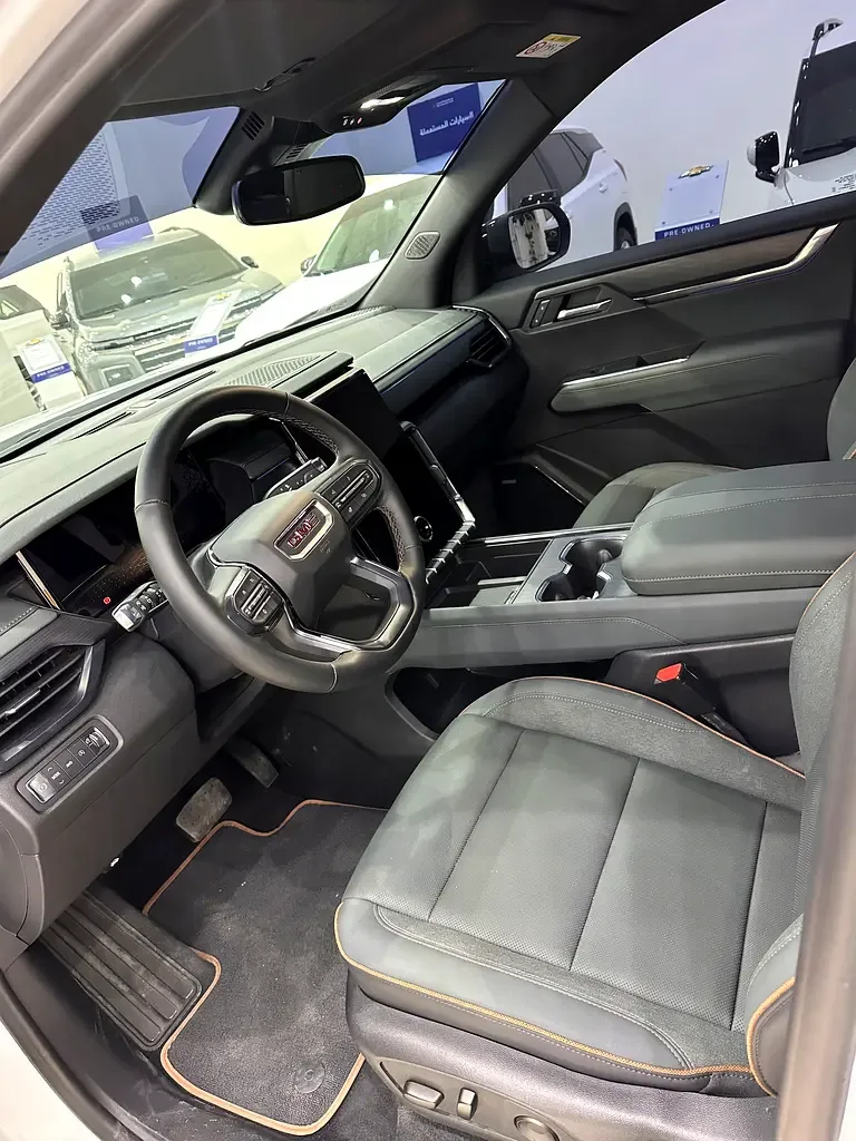 GMC Acadia 2.5 AT AWD (328 حصان) - 13