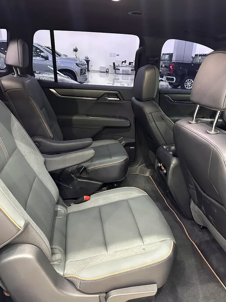 GMC Acadia 2.5 AT AWD (328 حصان) - 12
