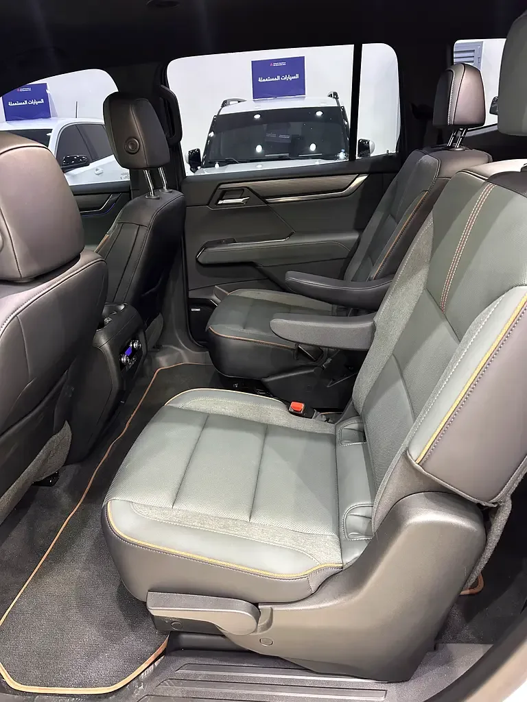 GMC Acadia 2.5 AT AWD (328 حصان) - 15