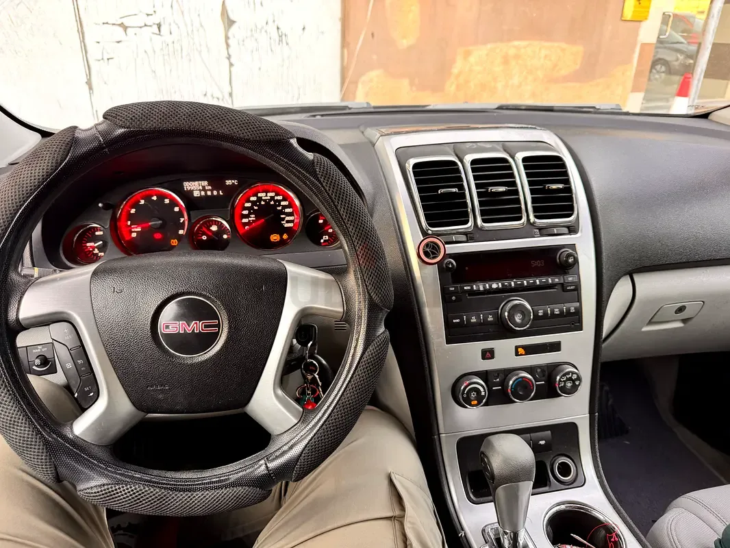 GMC Acadia 3.6 AT (279 hp) - 4