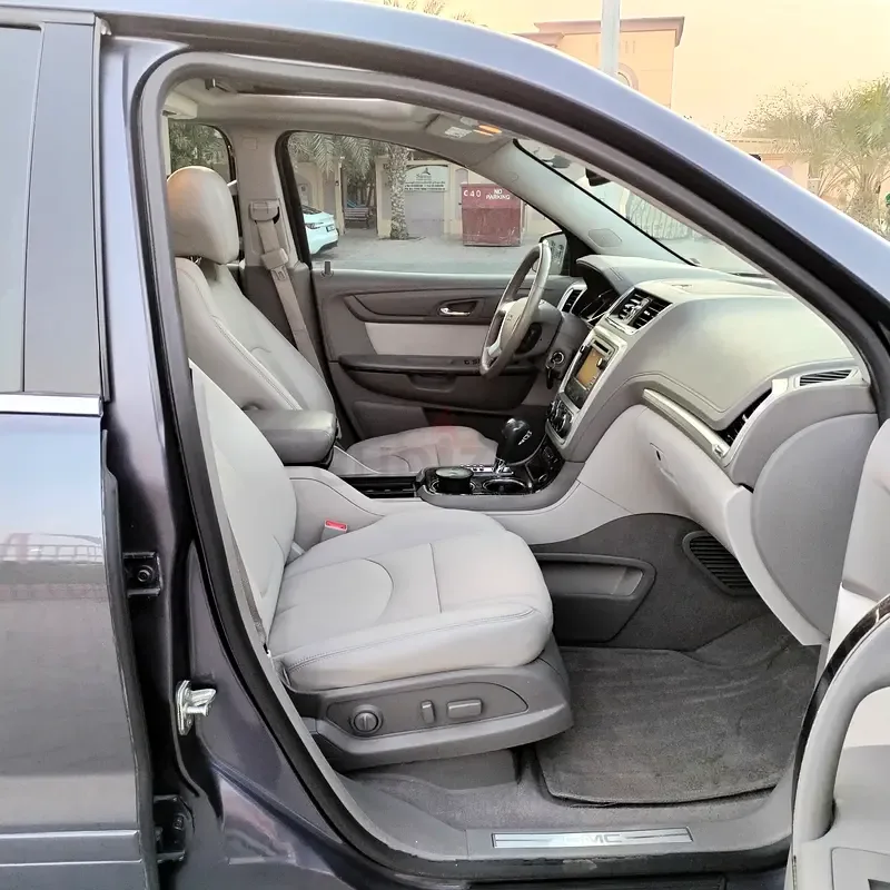 GMC Acadia 3.6 AT 4WD (281 hp) - 10