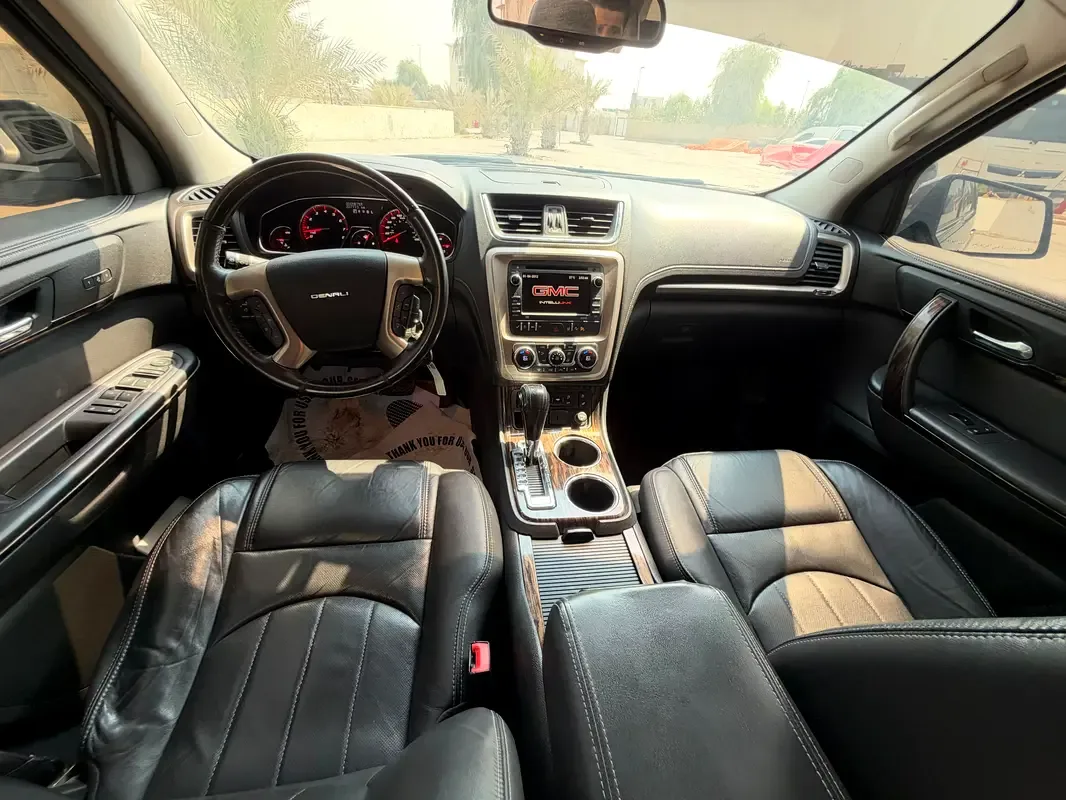 GMC Acadia 3.6 AT 4WD (281 hp) - 10
