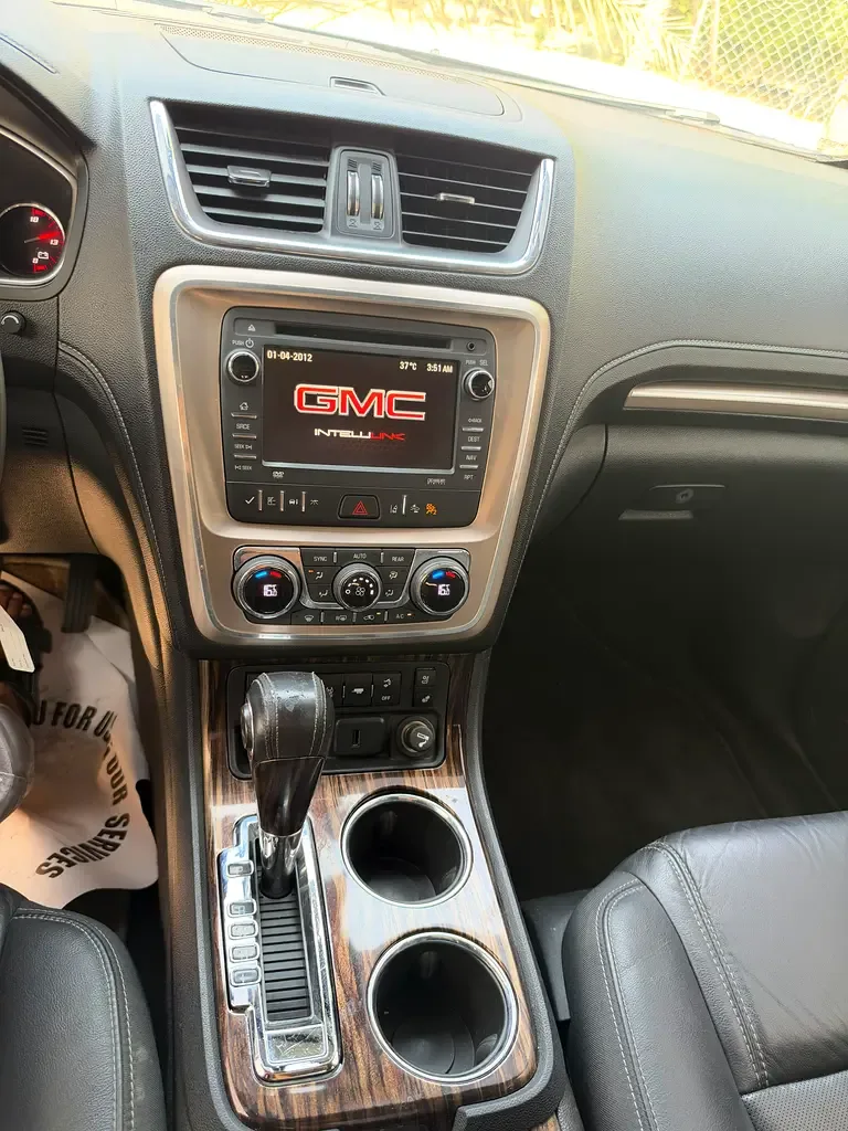 GMC Acadia 3.6 AT 4WD (281 hp) - 14