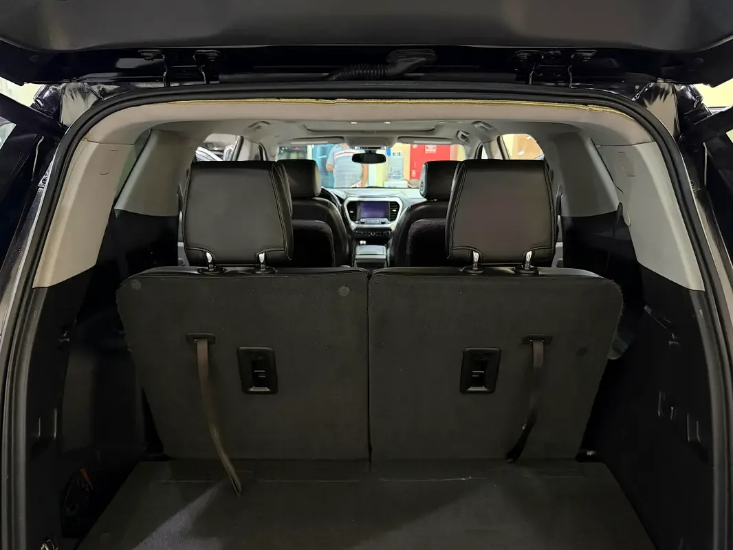 GMC Acadia 3.7 AT (310 حصان) - 10