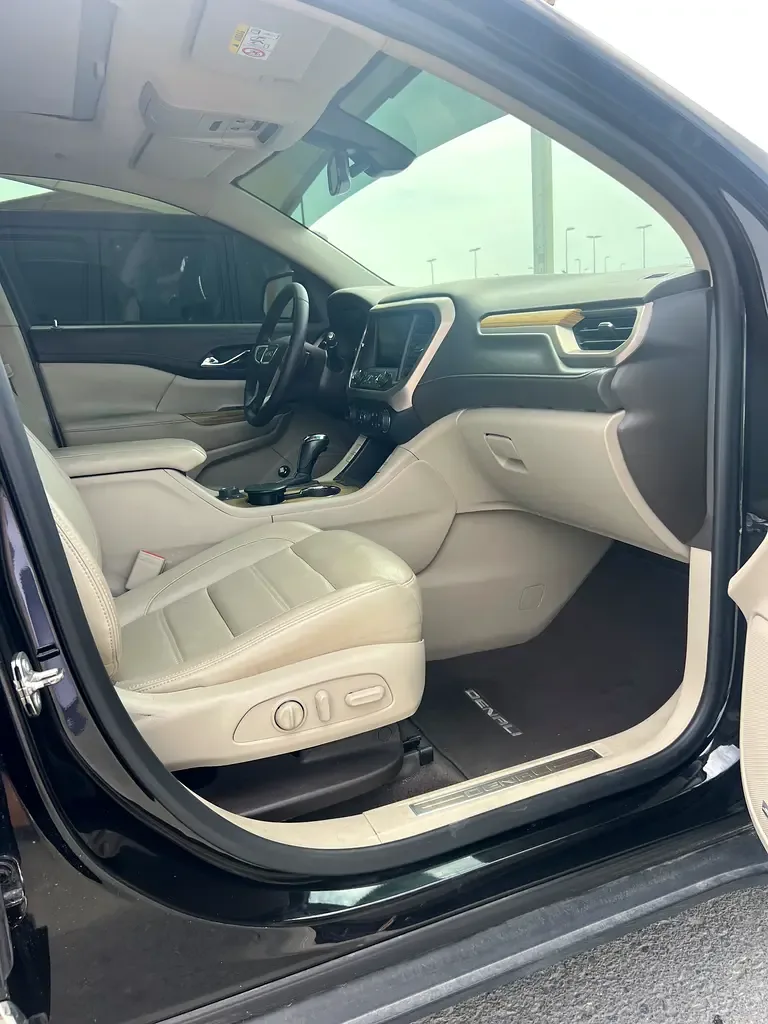 GMC Acadia 3.7 AT (310 حصان) - 9