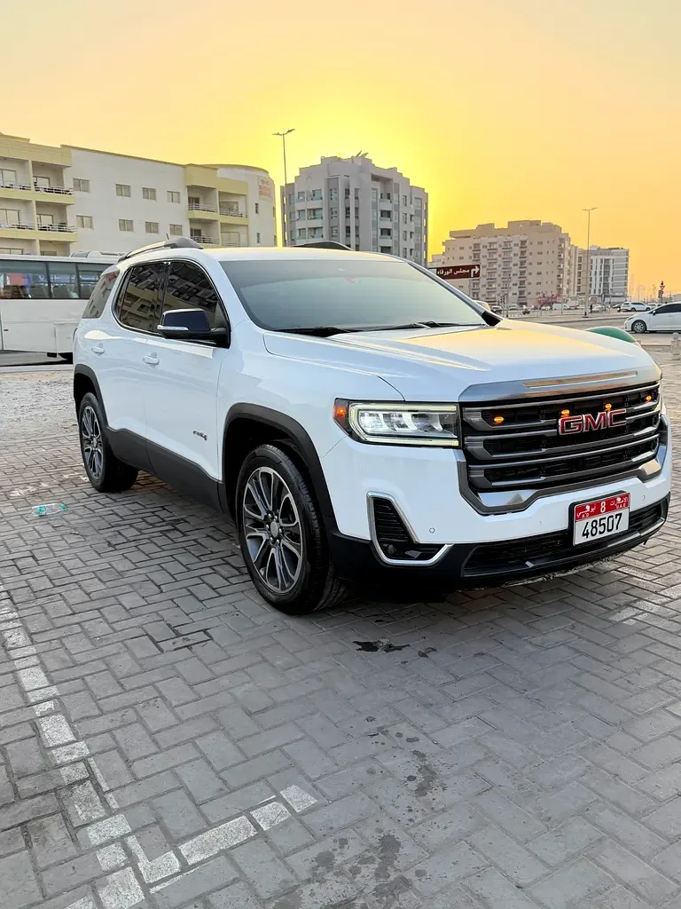 GMC Acadia 3.7 AT 4WD (310 hp)