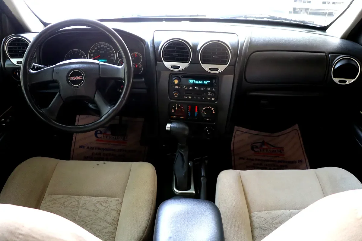 GMC Envoy 4.2 AT XUV 4WD (295 hp) - 8