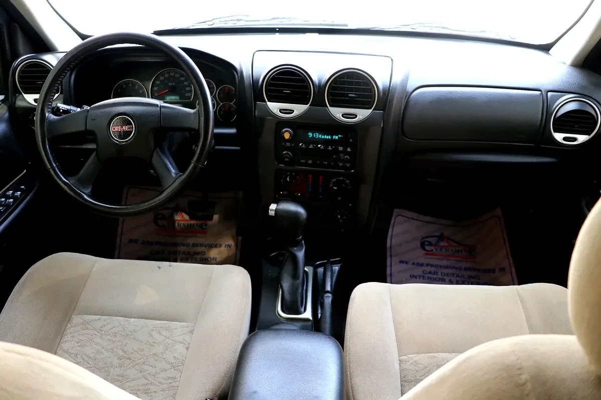 GMC Envoy 4.2 AT XUV 4WD (295 hp) - 18