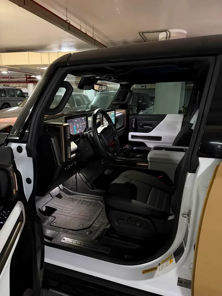 GMC Hummer EV AT 4WD (1014 حصان) - 4