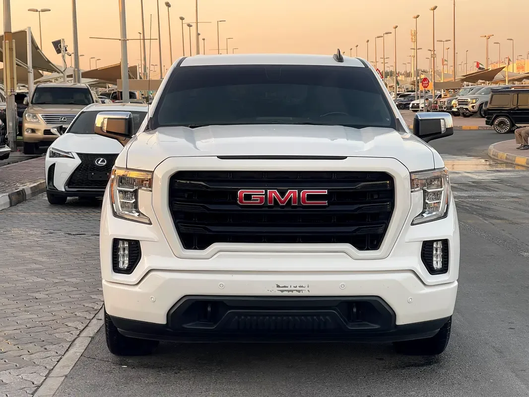 GMC Sierra 2.7 AT RWD (310 hp)