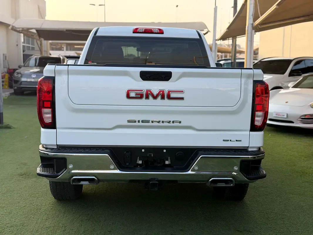 GMC Sierra 2.7 AT RWD (310 حصان) - 5