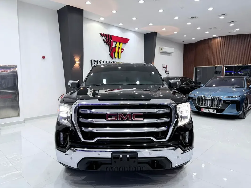 GMC Sierra 5.3 AT (355 hp)