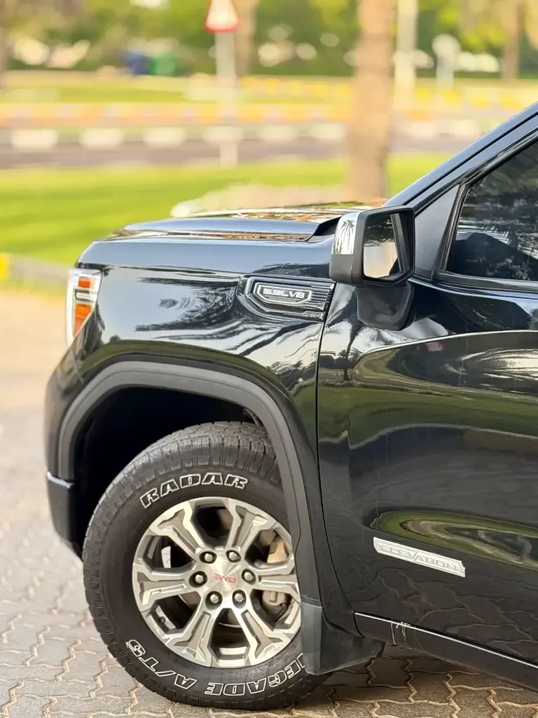 GMC Sierra 5.3 AT (355 حصان) - 10