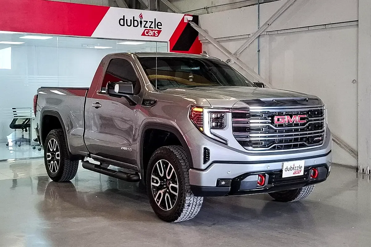 GMC Sierra 5.3 AT RWD (355 hp)