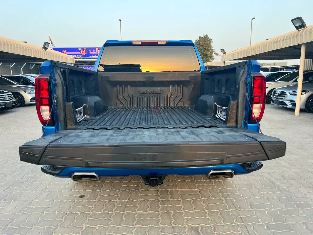GMC Sierra 5.3 AT RWD (355 hp) - 10