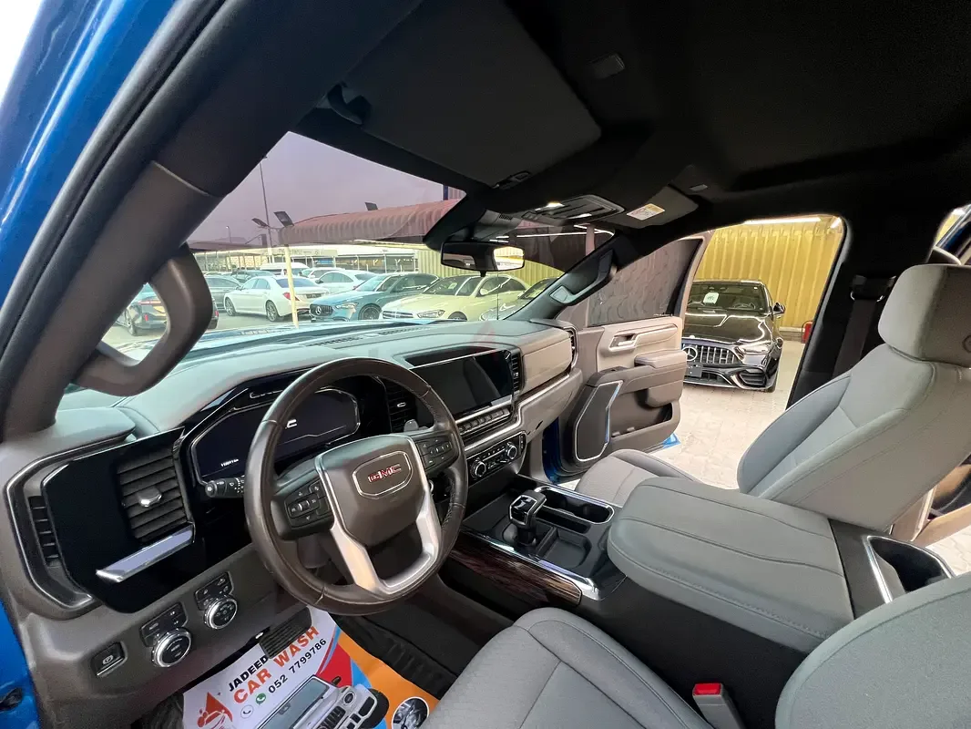 GMC Sierra 5.3 AT RWD (355 hp) - 18