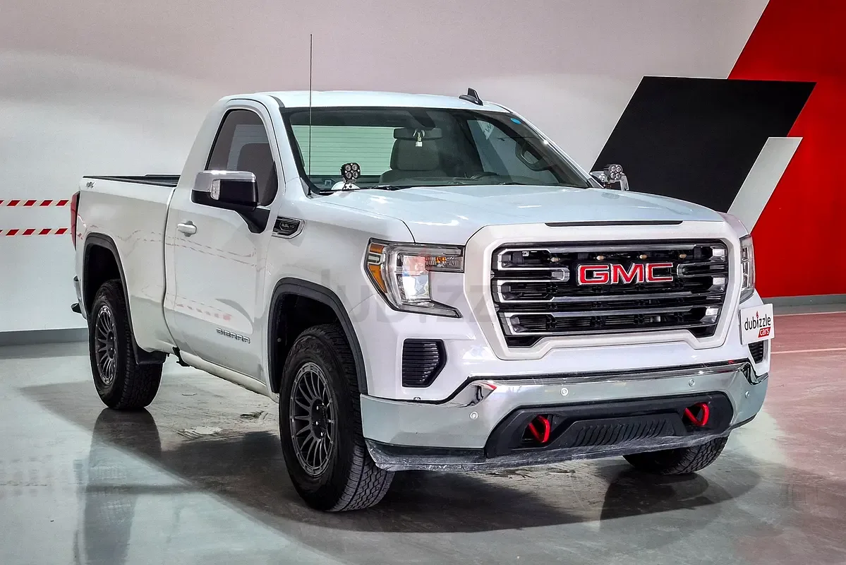 GMC Sierra 5.3 AT RWD (355 hp)