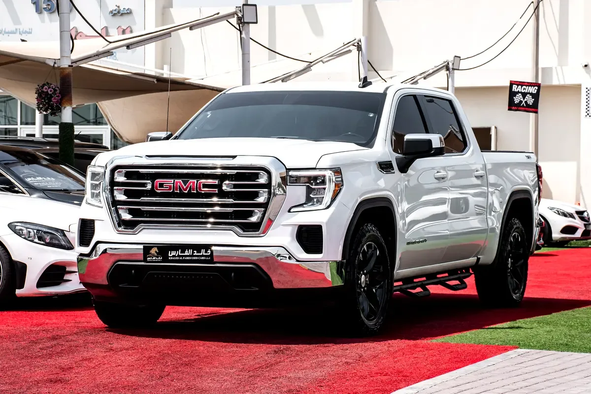 GMC Sierra 5.3 AT RWD (355 hp)