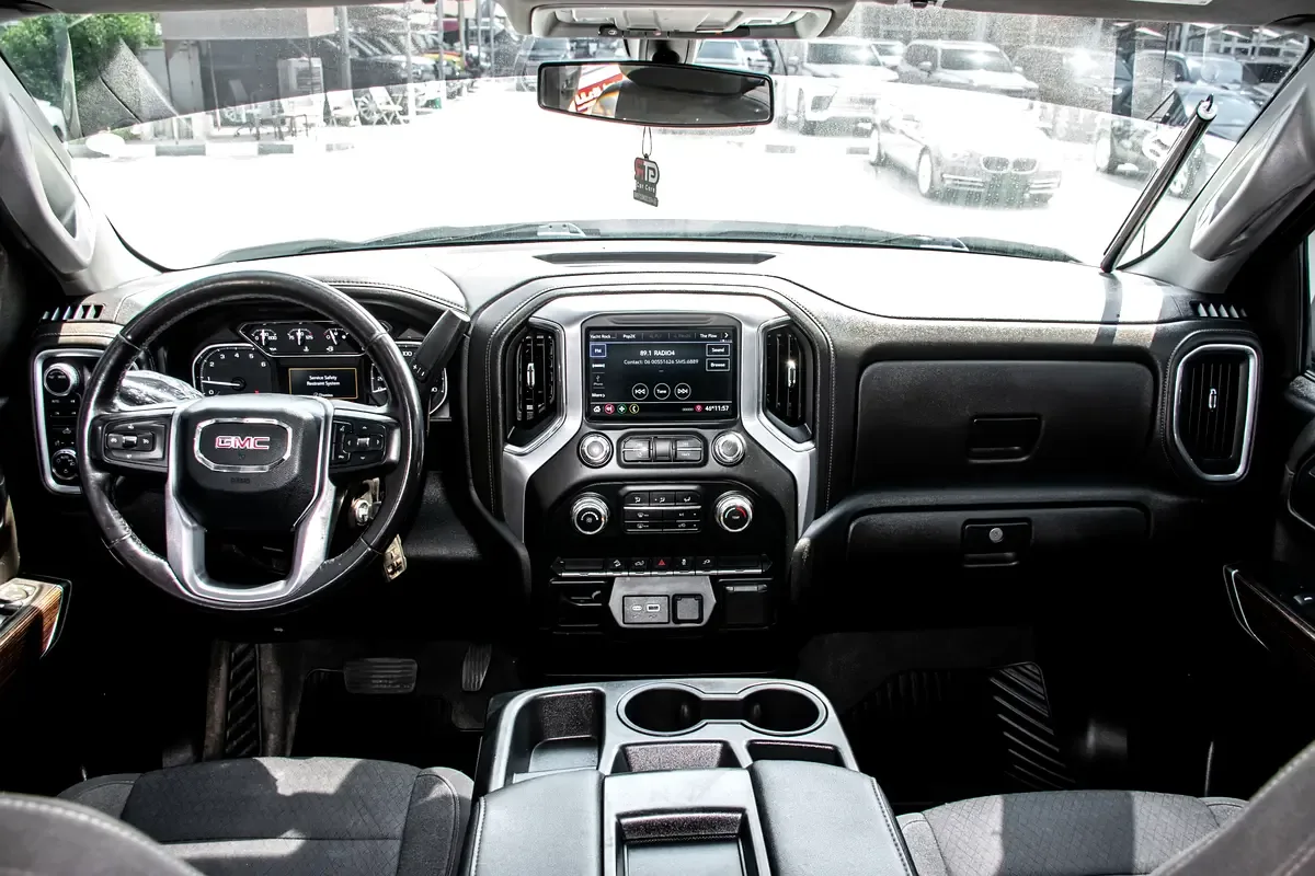 GMC Sierra 5.3 AT RWD (355 hp) - 8
