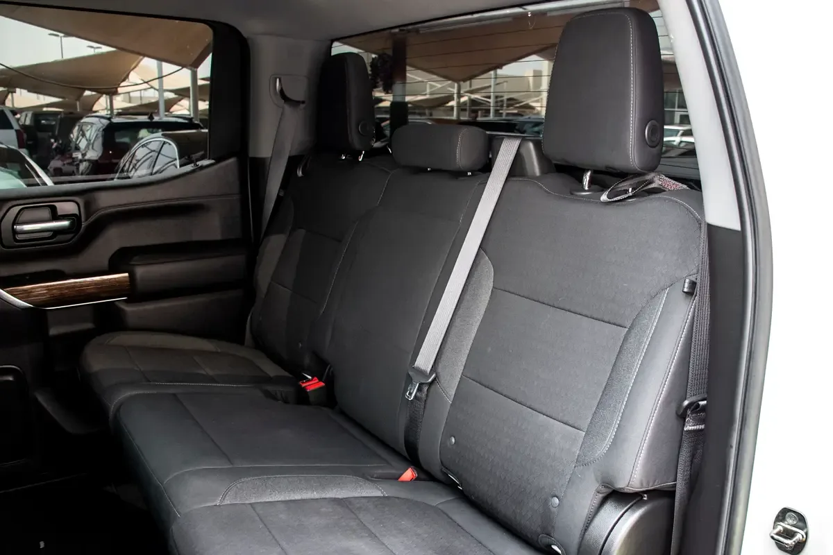 GMC Sierra 5.3 AT RWD (355 hp) - 17