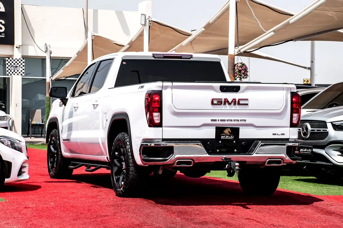 GMC Sierra 5.3 AT RWD (355 hp) - 18
