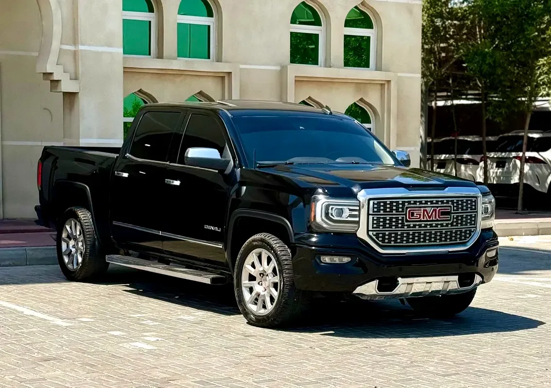 GMC Sierra 6.2 AT 4WD (420 hp)