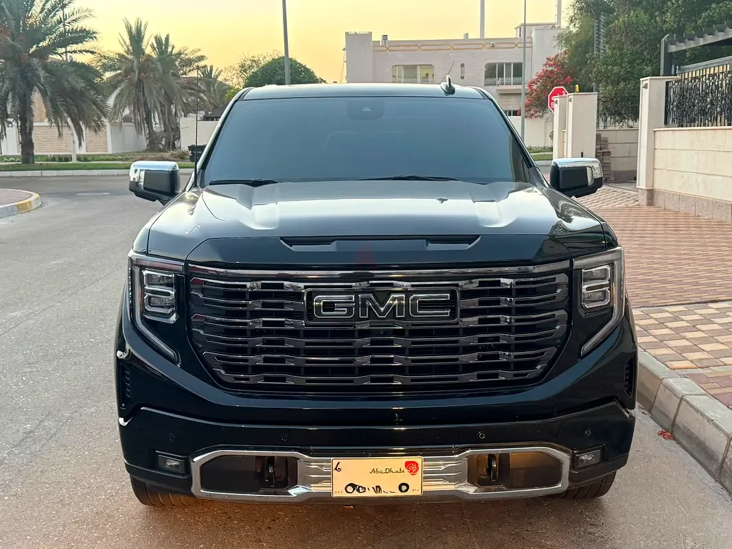 GMC Sierra 6.2 AT 4WD (420 hp)
