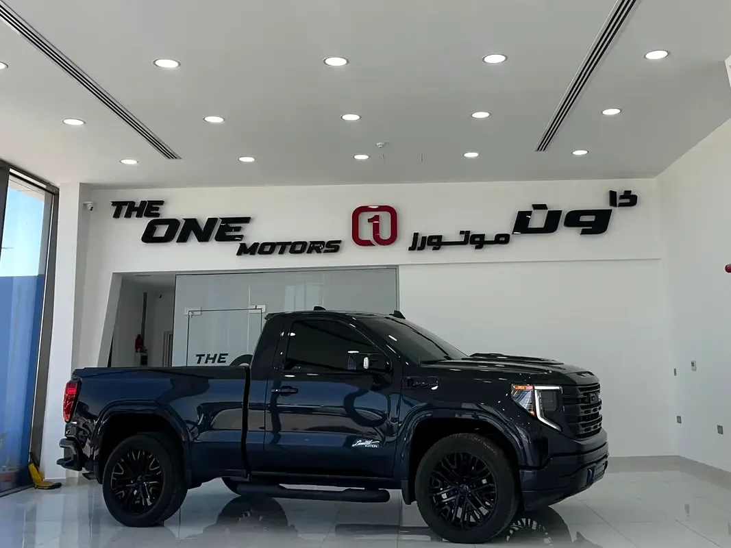 GMC Sierra 6.2 AT 4WD (420 hp)