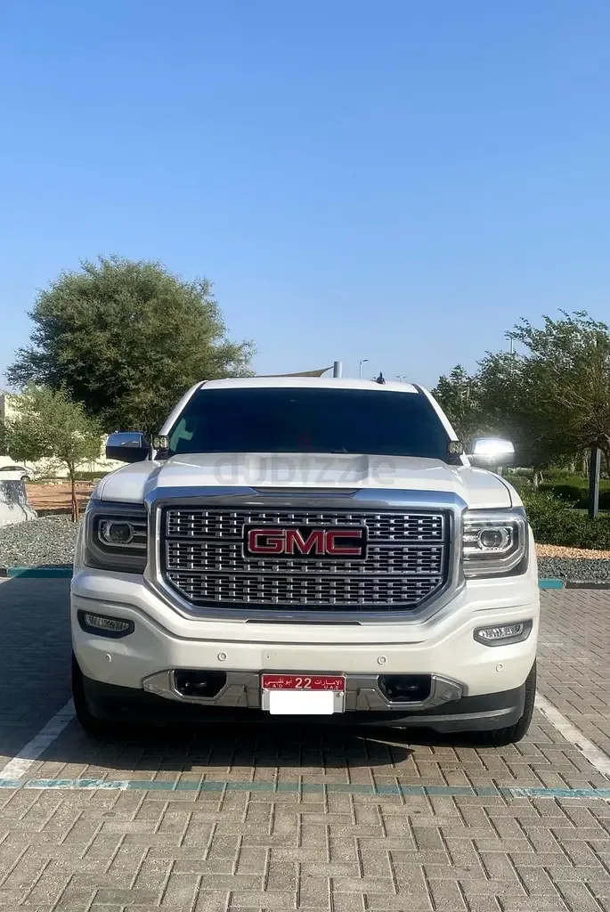GMC Sierra 6.2 AT 4WD (420 hp)