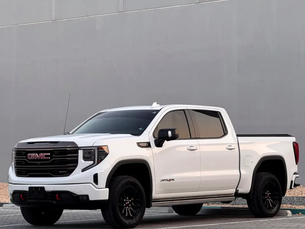 GMC Sierra 6.2 AT 4WD (420 hp)