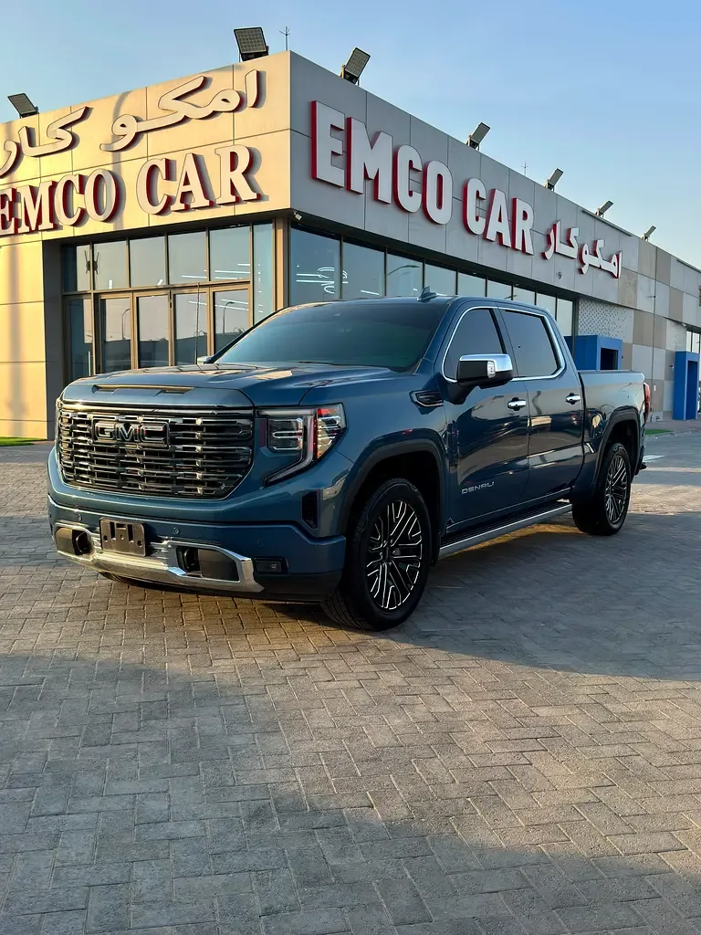 GMC Sierra 6.2 AT 4WD (420 hp)