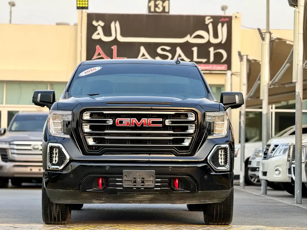 GMC Sierra 6.2 AT 4WD (420 hp)