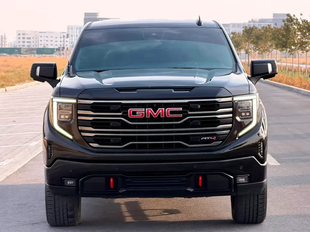 GMC Sierra 6.2 AT 4WD (420 hp)