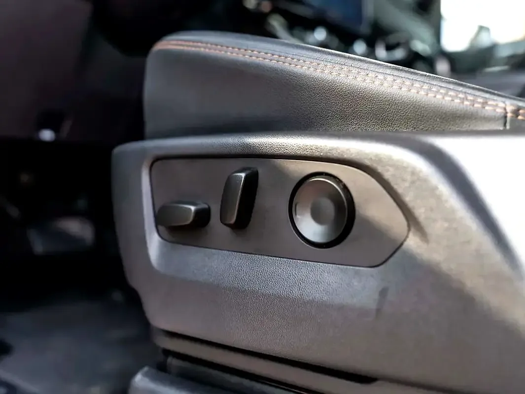 GMC Sierra 6.2 AT 4WD (420 hp) - 9