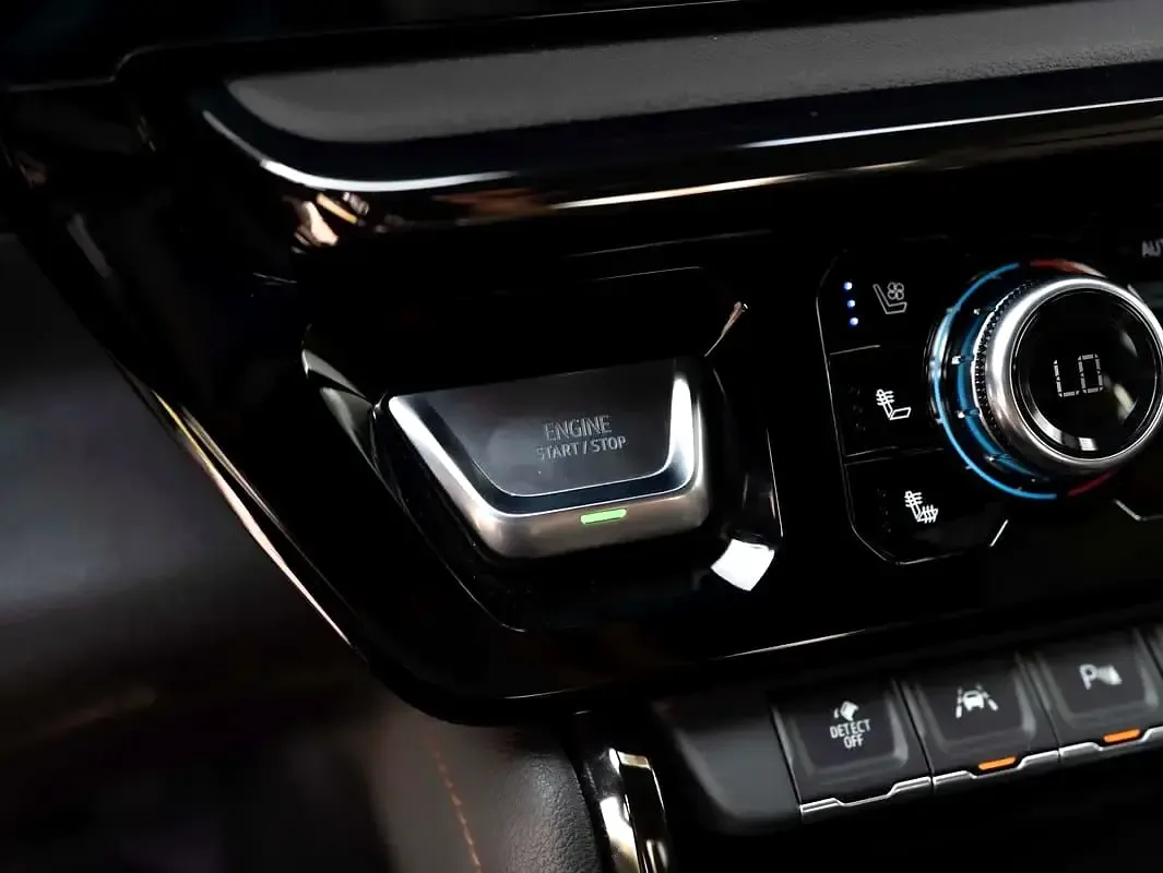 GMC Sierra 6.2 AT 4WD (420 hp) - 10