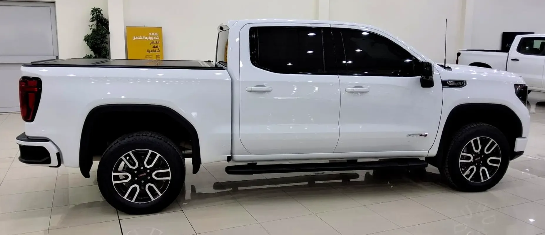 GMC Sierra 6.2 AT 4WD (420 hp) - 4