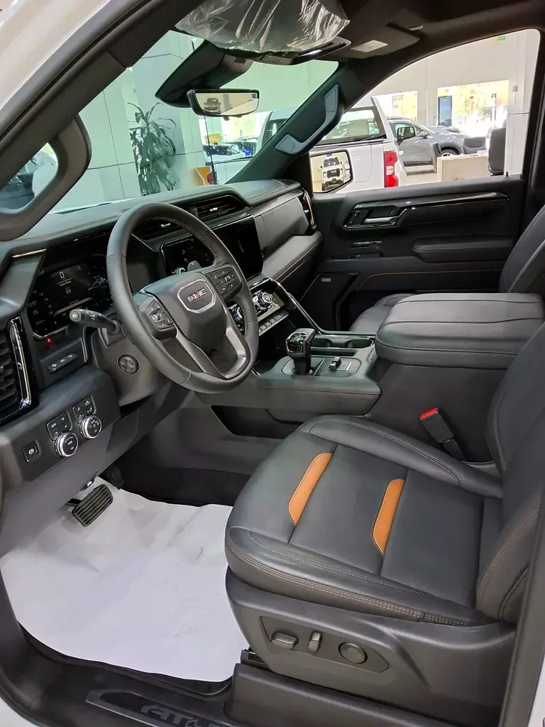 GMC Sierra 6.2 AT 4WD (420 hp) - 11
