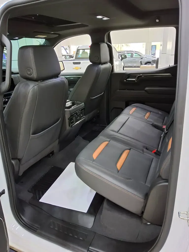GMC Sierra 6.2 AT 4WD (420 hp) - 12
