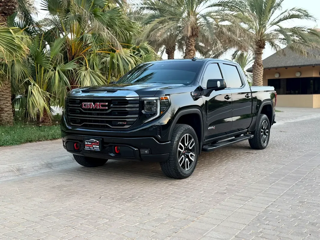 GMC Sierra 6.2 AT 4WD (420 hp)