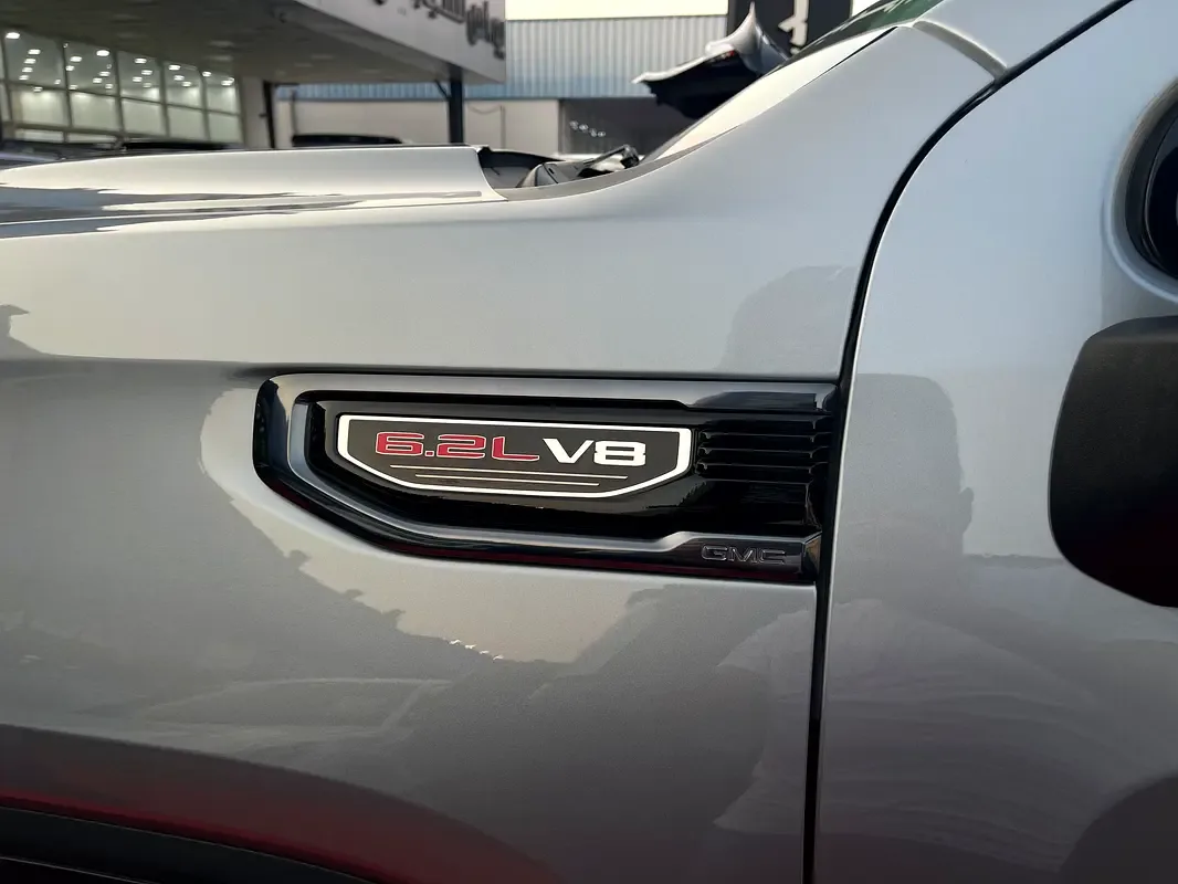 GMC Sierra 6.2 AT 4WD (420 hp) - 17