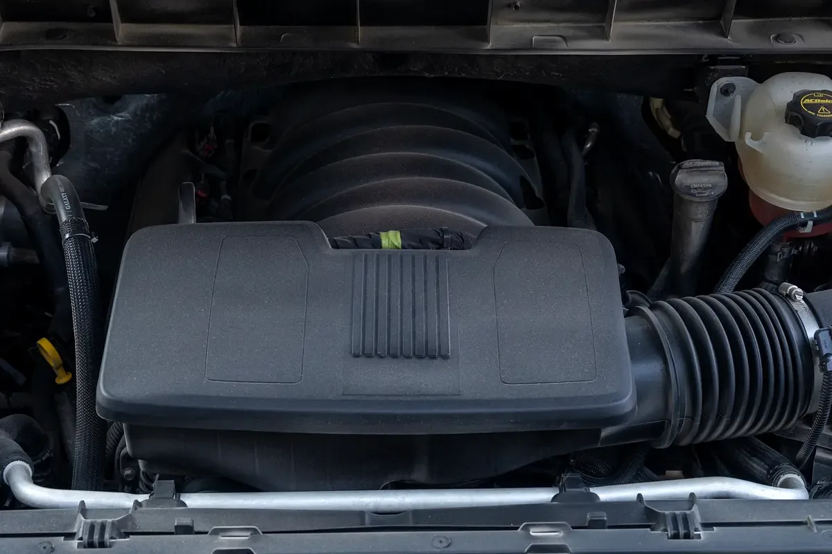 GMC Sierra 6.2 AT 4WD (420 hp) - 11