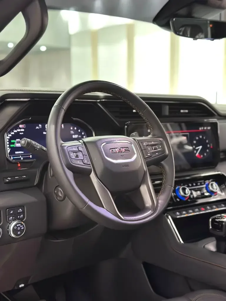 GMC Sierra 6.2 AT 4WD (420 حصان) - 12