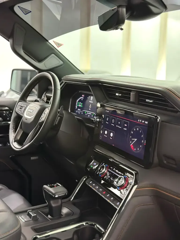 GMC Sierra 6.2 AT 4WD (420 حصان) - 11