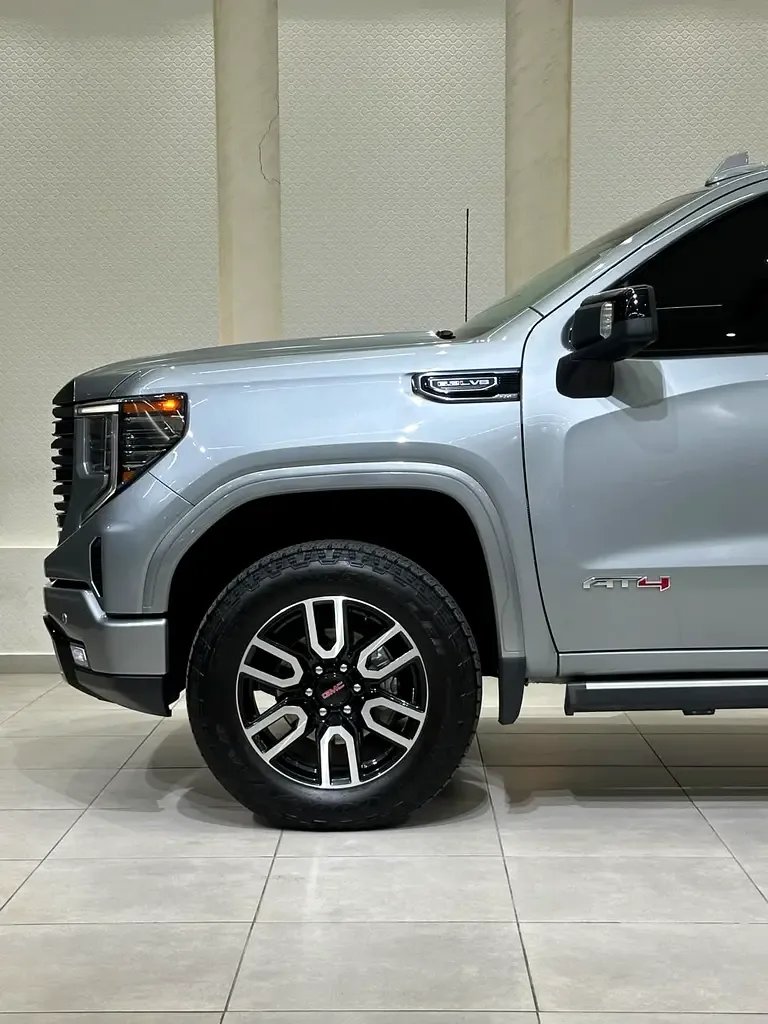 GMC Sierra 6.2 AT 4WD (420 حصان) - 19