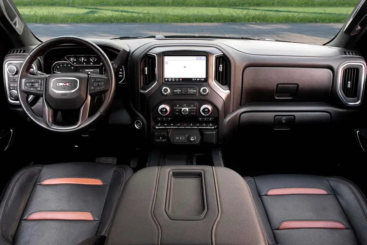 GMC Sierra 6.2 AT 4WD (420 حصان) - 8